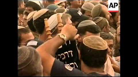 Rabbis remove Torah from synagogue