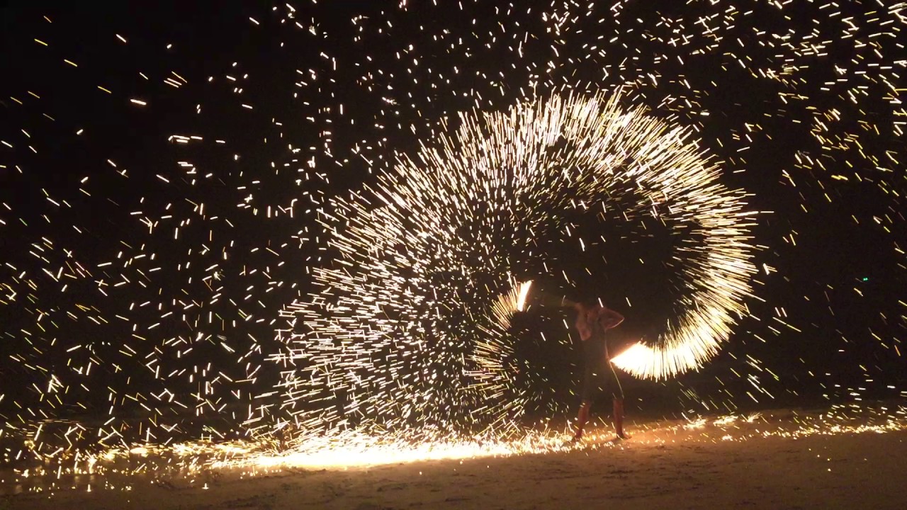 17 02 02沙美島ploy Thalay餐廳火舞表演 沙灘上 Youtube