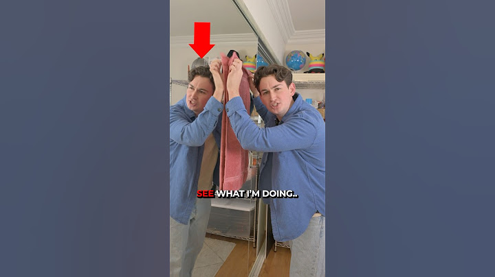 How Do Mirrors Know What’s Behind The Towel? 😳 #shorts