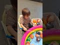 アンパンマンの釣りゲームをして景品をGETする息子