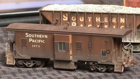 TrainMasters TV preview - Weathering an SP caboose Pt1