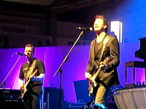 Bild von She'll Come Back (duet med Sanne Salomonsen)