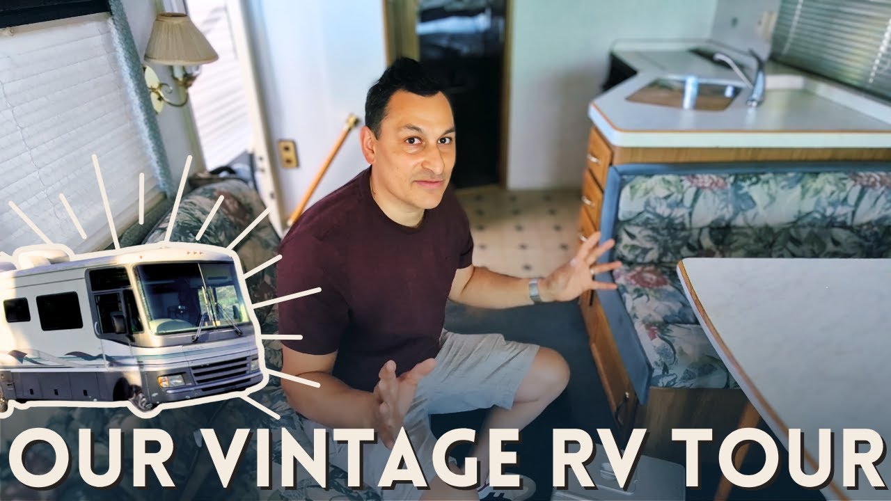 They Don't Build RVs Like This Anymore 🚐 | 1997 Fleetwood Pace Arrow ...