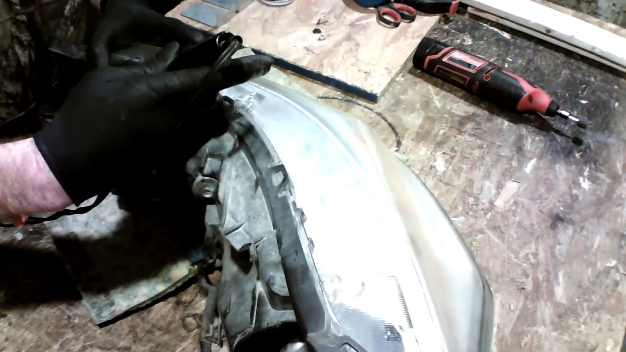 LARGE HEADLIGHT CRACK REPAIR ,Plastic Repair Welding, Headlight repair