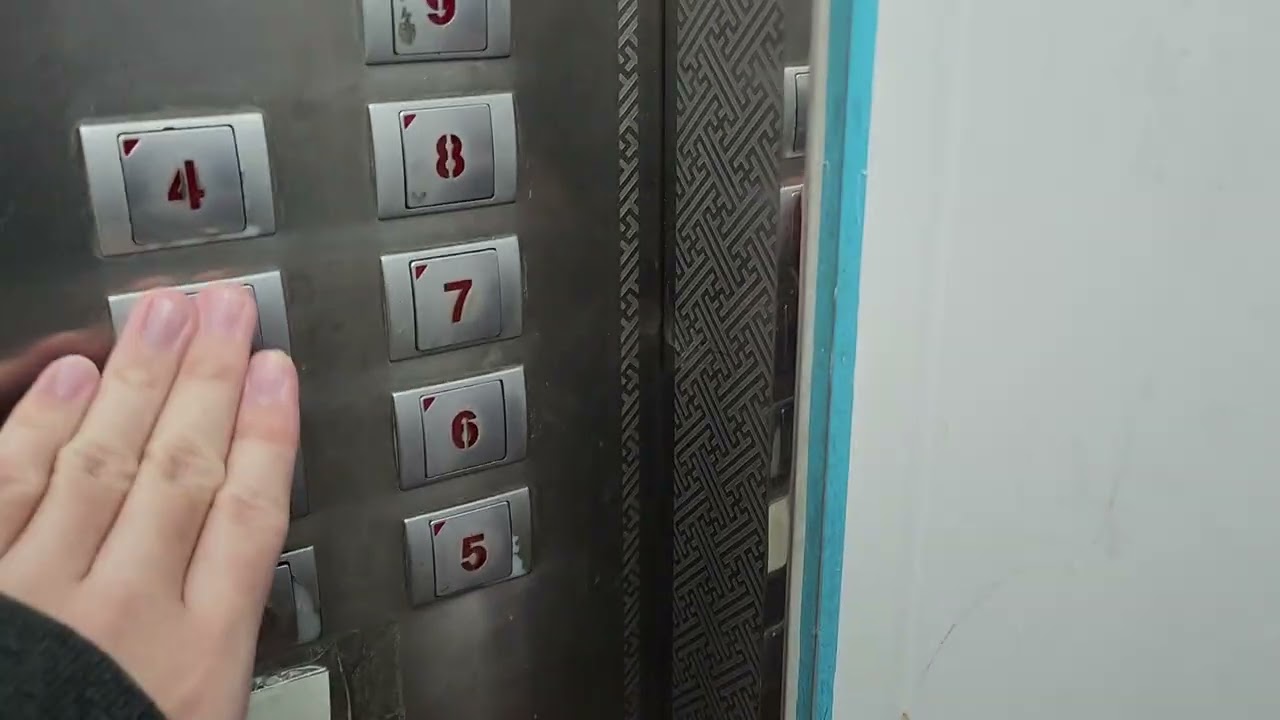 서울 남대문시장 상동교회(상동빌딩/새로나쇼핑) A구간 B1~9층 운행용 오른쪽호기 LG산전엘리베이터(창원공장, SIGMA MGP) 탑사기(2025.12.17 촬영)