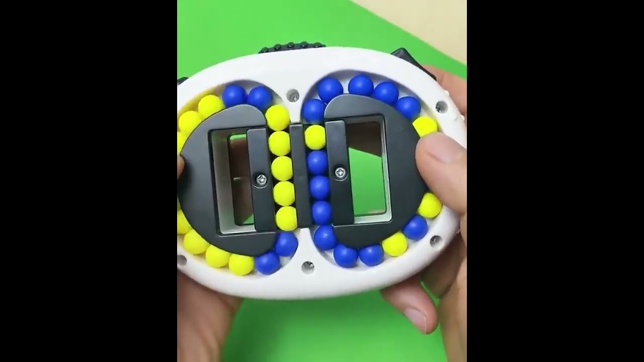 Magic Bean Puzzle Toy - Unleash Your Mind with Endless Rotating Fun!