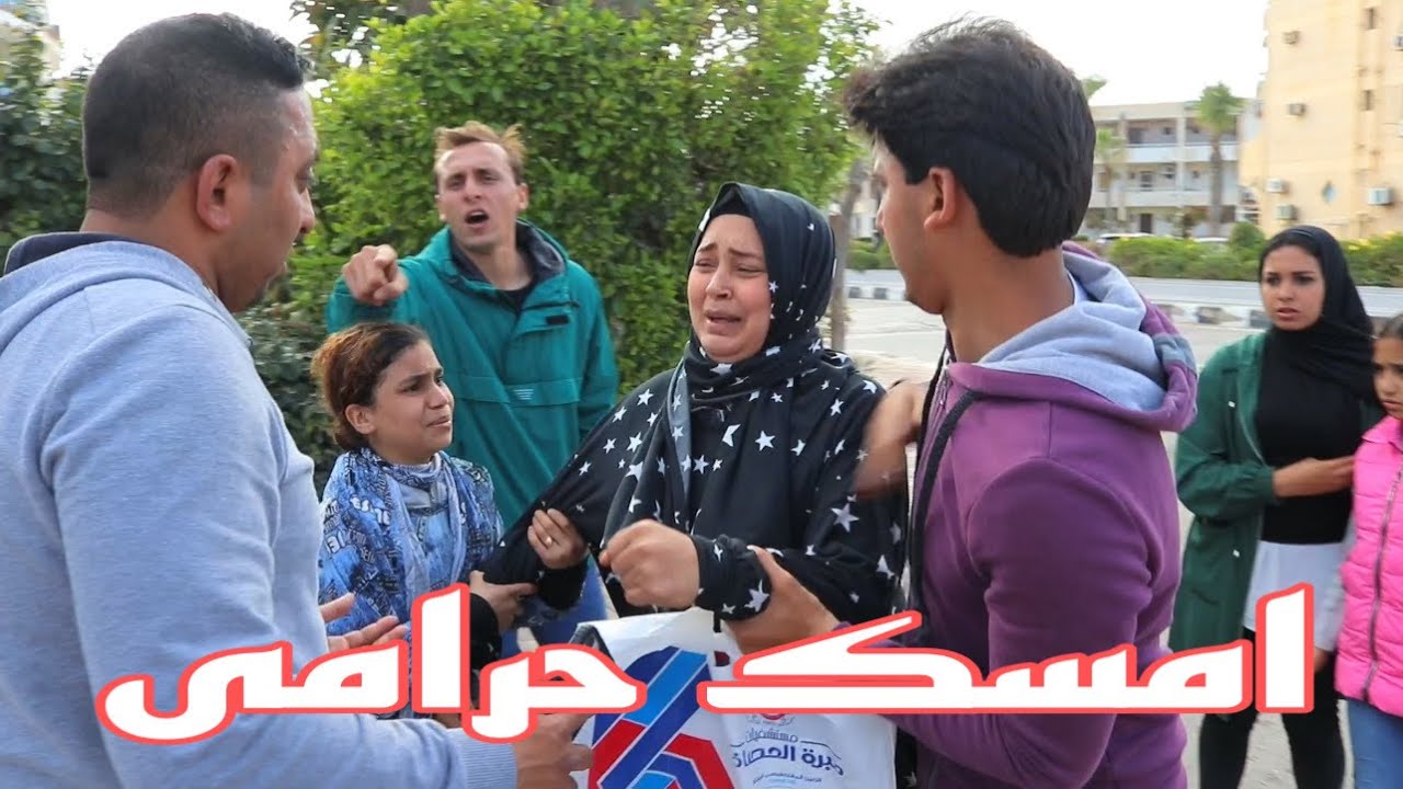 بنت صغيره تكشف حقيقة الشحاته الغنية !!!