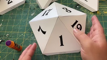 Papercraft D20