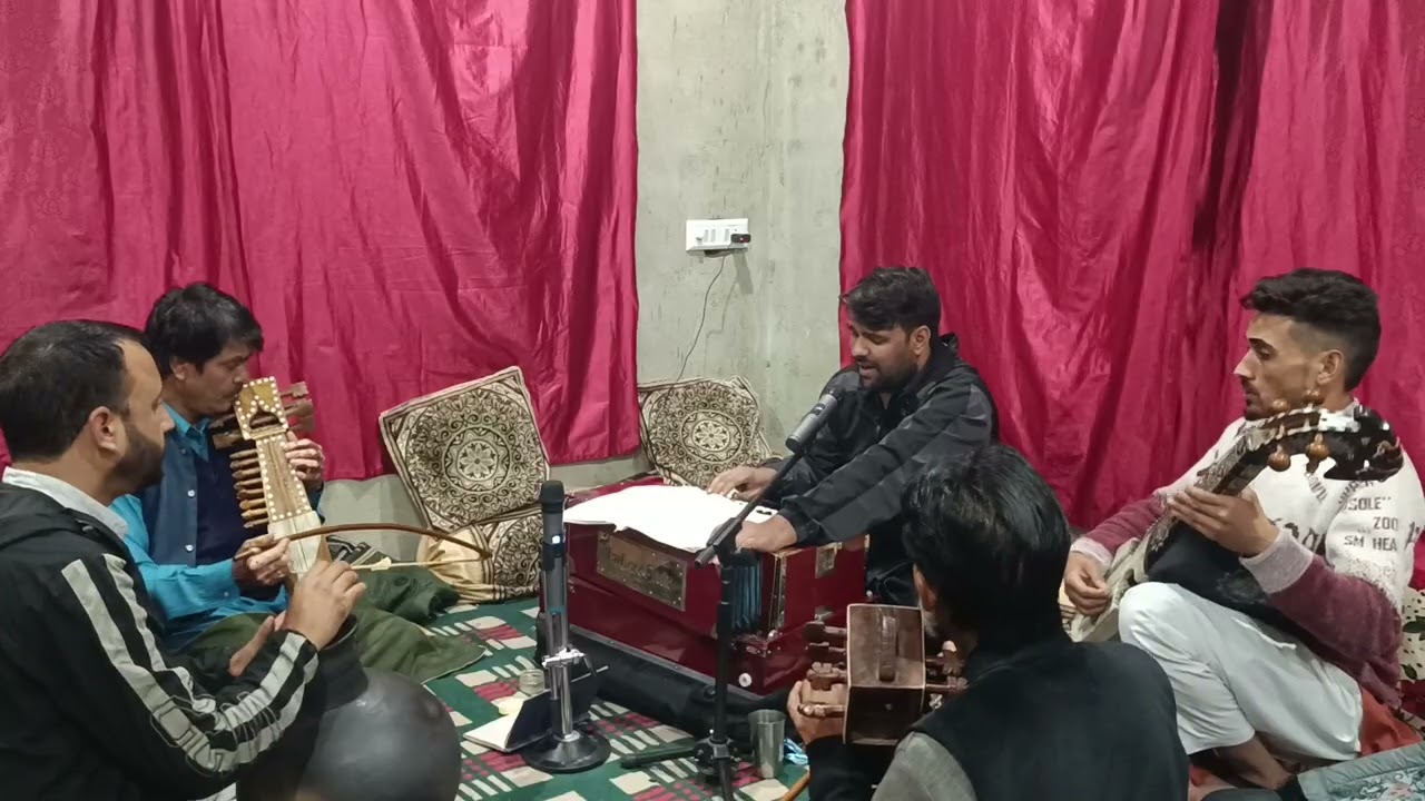 || WAN KAS MADNOO MADKAVO WOLTAS || NAARAS BA ZOOLTAS ZAN DIVDAR || Kalami Mir Manzoor Mirabad safap