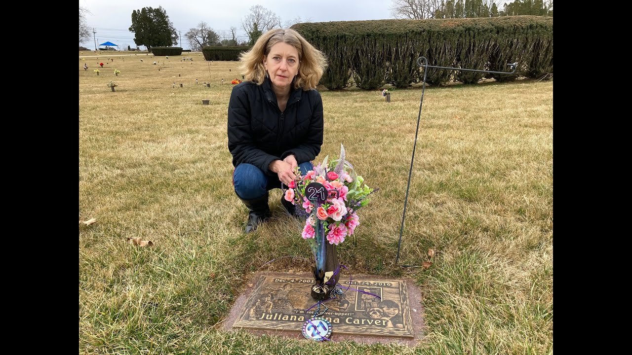 Juliana Carver - Flowers and Flag Gone/Honest Mistake/New Flowers (February 12, 2023)