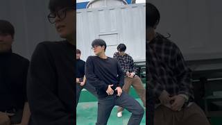 𝙇𝙤𝙫𝙚 𝙢𝙚 𝙇𝙤𝙫𝙚 𝙢𝙚 ~💗 #GHOST9 #고스트나인 #SONJUNHYUNG #CHOIJUNSEONG #LEEWOOJIN #Shorts