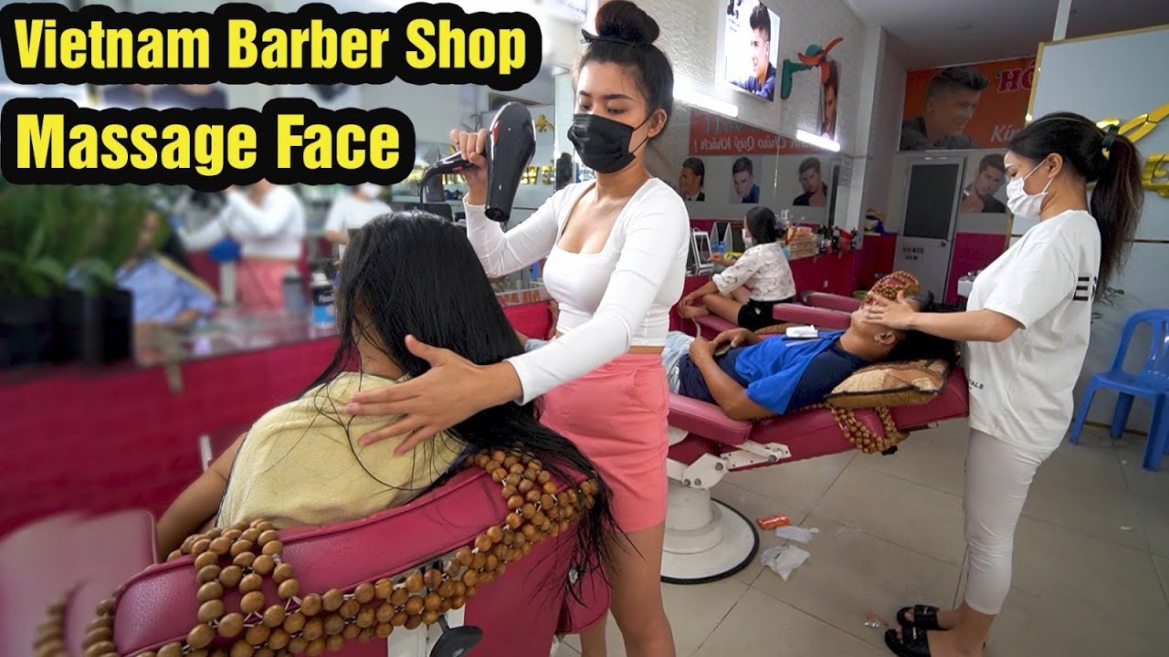 Vietnam Masssage Face & Wash Hair with Beautiful Girl in Street Barber Shop ASMR Ho Chi Minh city | Street Food And Travel