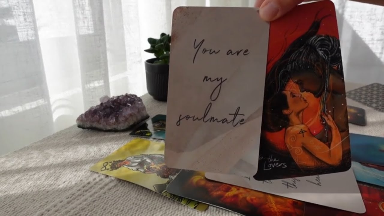 GEMINI ♊ This person has some serious plans for YOU.. ARE YOU READY ? 🌷timeless love Tarot reading