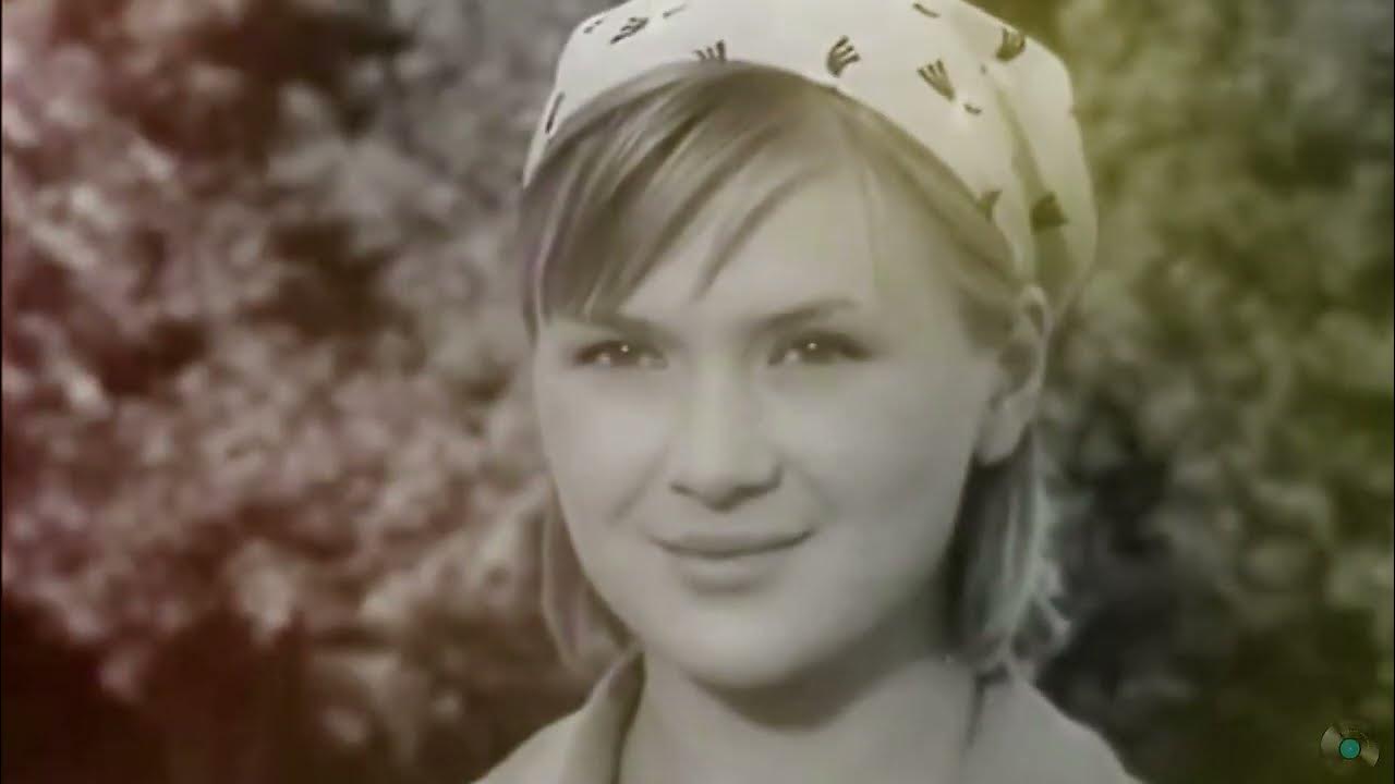 Шаврина фото. Безмужняя бедовая. Песня шавриной безмужняя бедовая. Портрет деревенской женщины. Шаврина безмужняя.