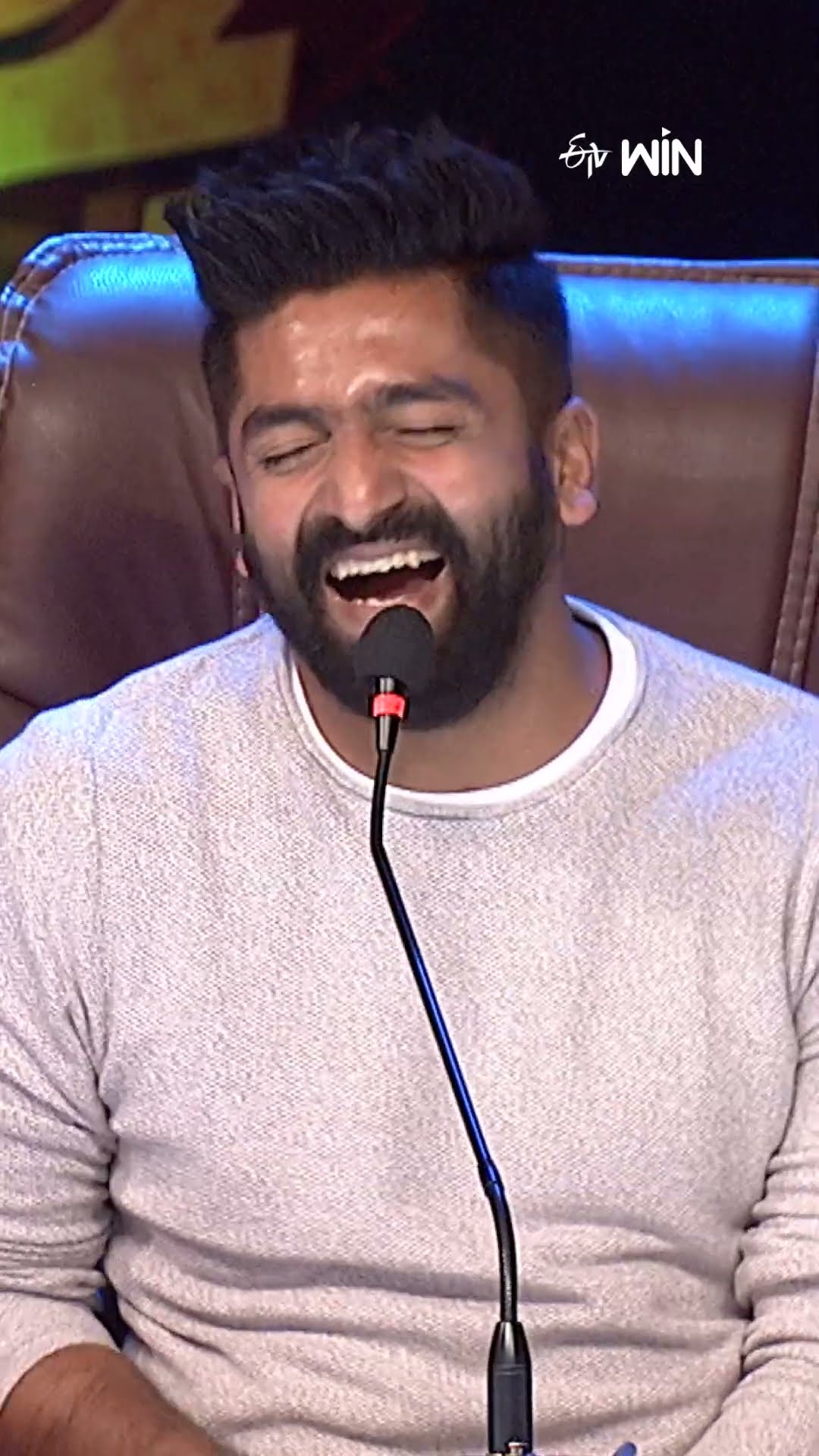 #shorts - వెండితెరని ఏలడానికి ఈ బంగారు కొండ వచ్చాడు..! #dheejodi #comedy #sudheer #pradeep
