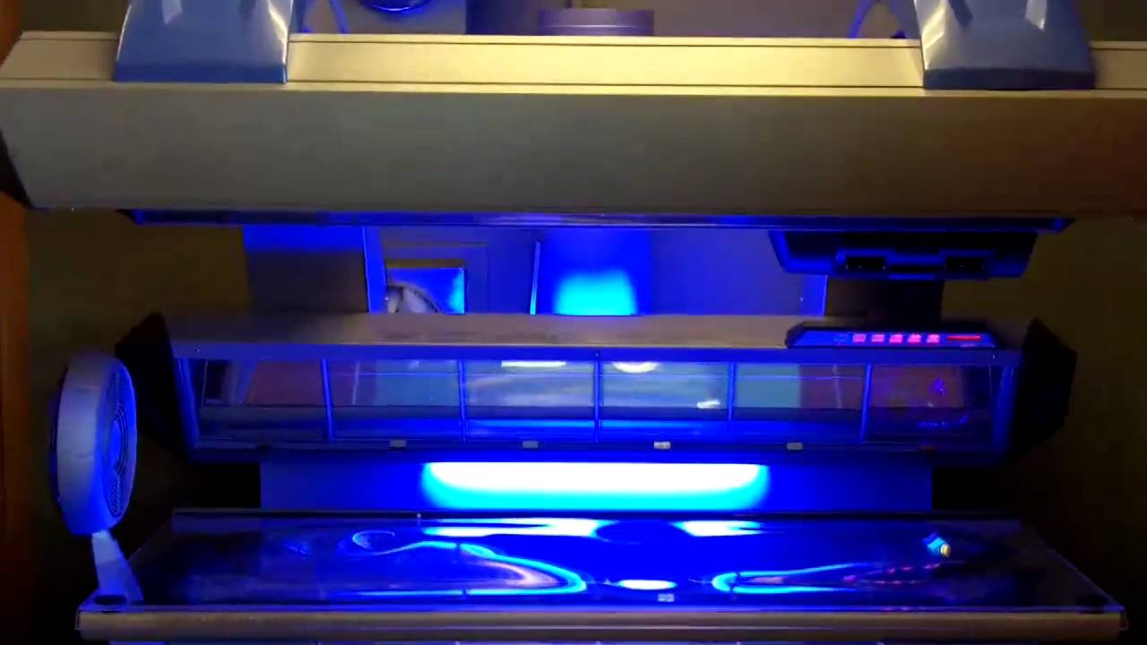 Tanning bed Erie, PA tanning salon Sun Your Buns Ergo 1050 YouTube
