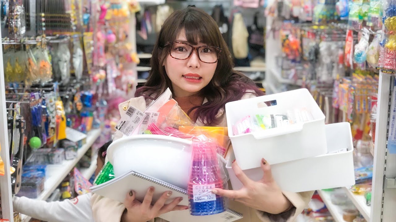 【大量】カゴ禁止！手持てるだけ好きなもの購入！負けたら全額おごり！【100均買い放題チャレンジ】