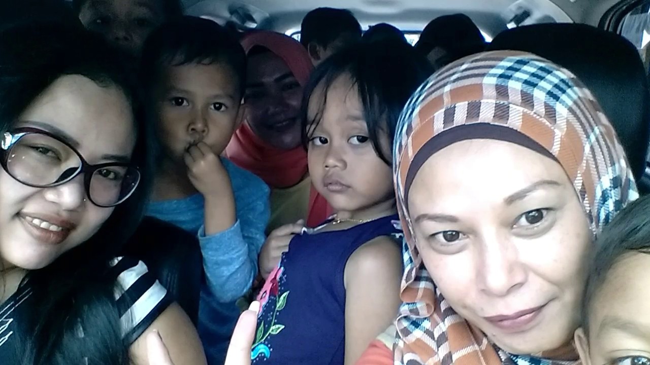 Persahabatan tak akan bisa di beli oleh uang - YouTube