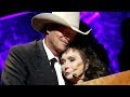 Loretta Lynn Shocks Alan Jackson During Surprise Hall Of Fame Appearance Loretta Lynn Shocks Alan Jackson During Surprise Hall Of Fame Appearance