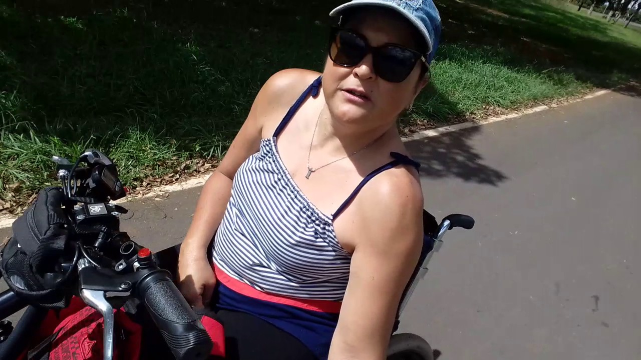 Passeando com o Kit no Parque 1 da Cidade 2017 - YouTube