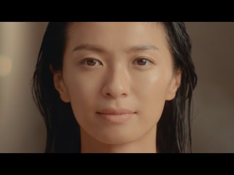 榮倉奈々  ReFa FINE BUBBLE U (リファ ファインバブルU)「実感、美肌。」篇 TVCM