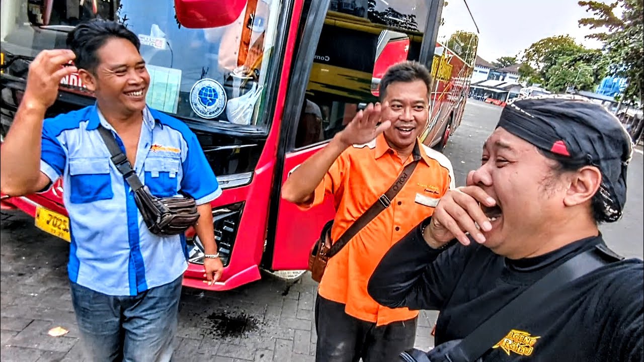 PARKIR CUMA 10 MENIT, NAMBAH PENUMPANG 8! SUGENG RAHAYU 7025 PANTAS BAHAGIA!