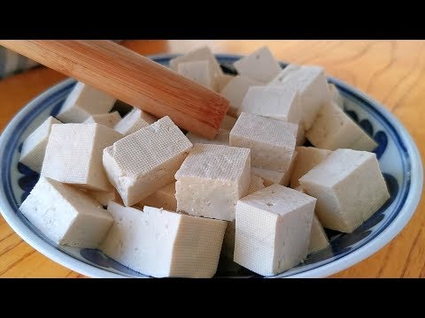 Video: Si Të Zgjidhni Dhe Gatuani Tofu