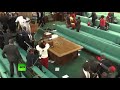 Уганда  Парламентские диспуты