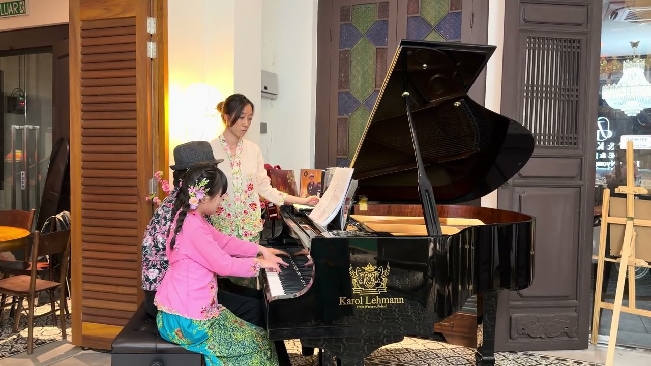 Tchaikovsky - Sleeping Beauty Waltz: Duet with concert pianist Kee Boon in Melaka 