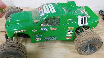 Team Associated RC10T3 Action and Traxxas Slash