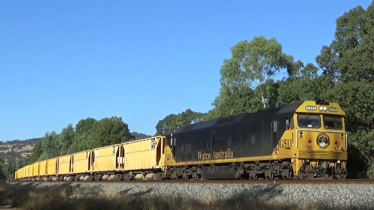 G511 on 5BT2 ballast Brigadoon