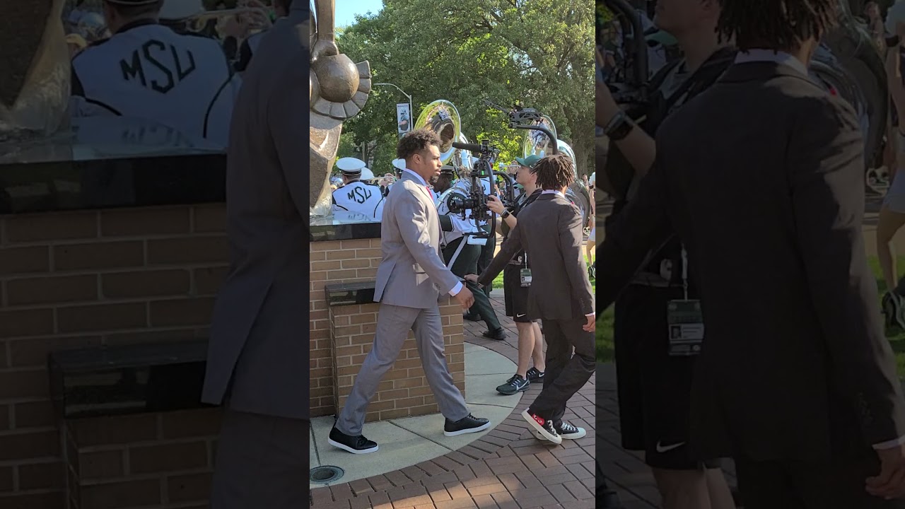 9-11-21 Michigan State Football Traditional Walk to Stadium