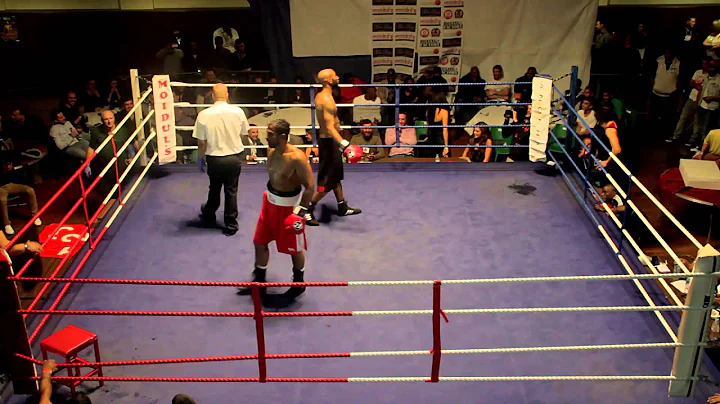 Boxing Fight of Ahmed Albowardi (UAE) V Stewart Pe...