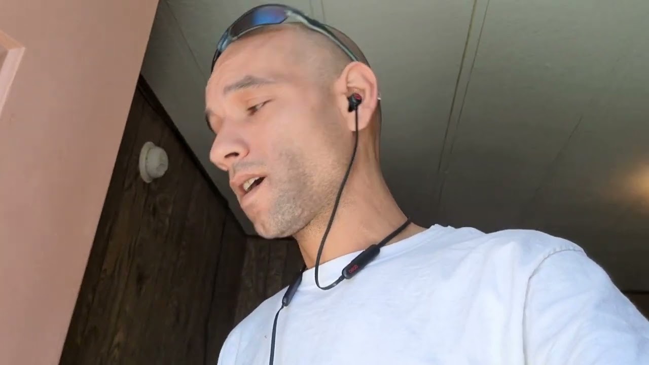 halfway to California. The Border INN on the border of Utah and Nevada was an amazing stay! 5 🌟's 💯