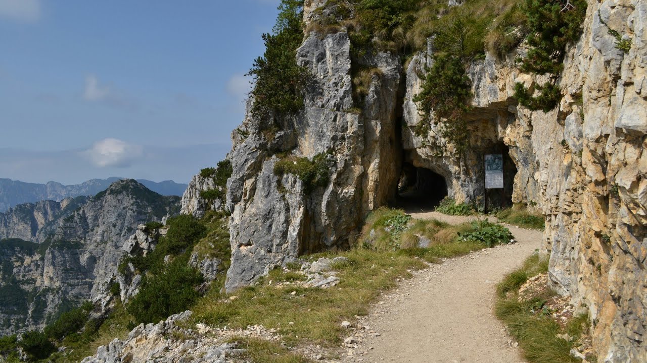 52 Gallerie del Pasubio e Zona Sacra hd