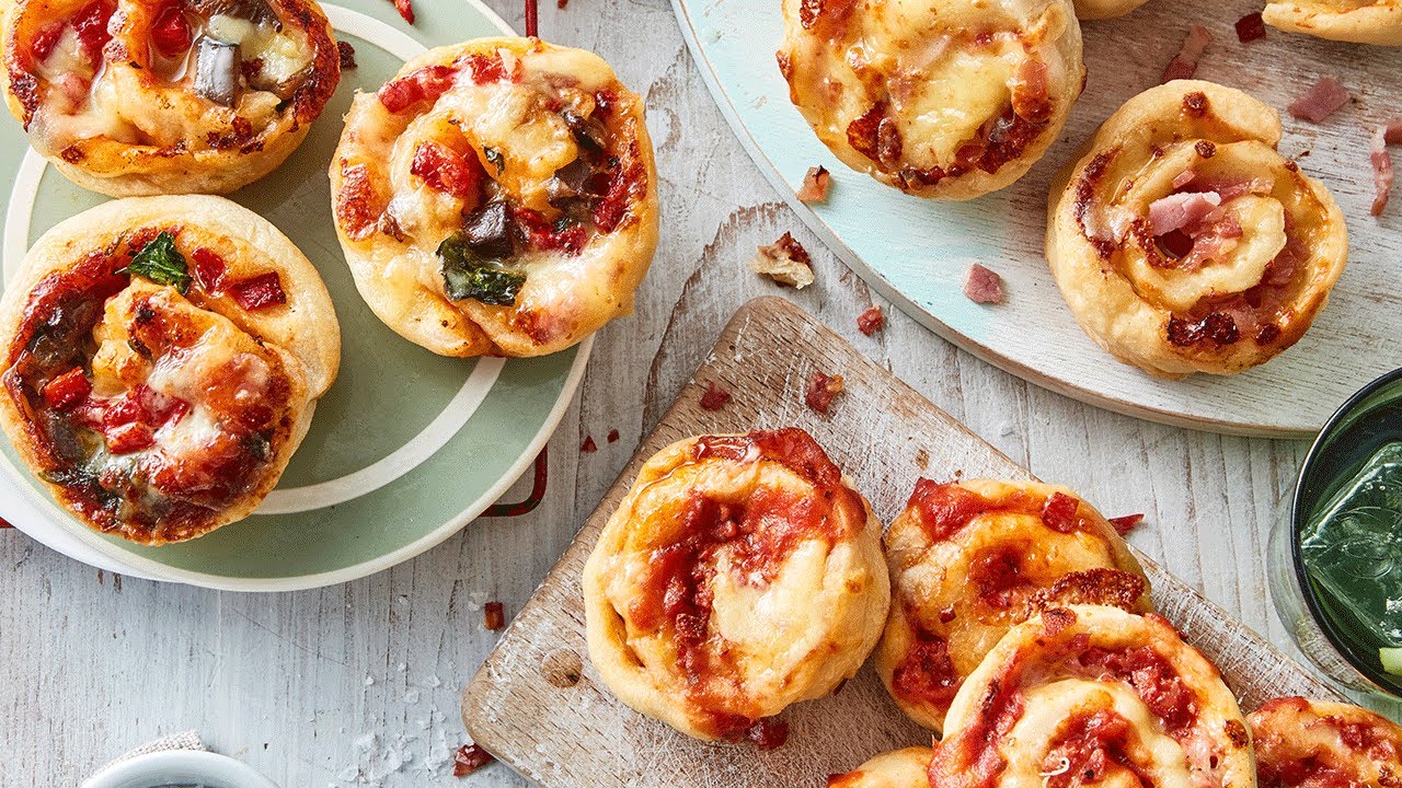Easy pizza scrolls made with pizza dough
