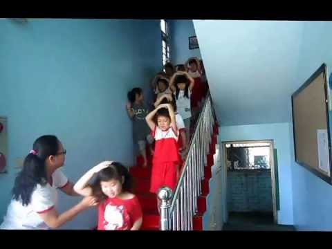 真善美幼兒園  朝會活動----複合式防災演習(一)