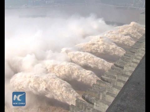 Three Gorges Dam nearly reaches maximum water level