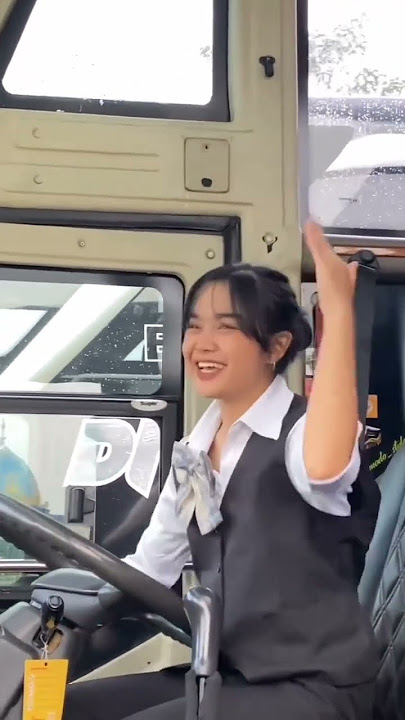 #storywa #bus Kren pokoknya versi Ledis dek Syah story'wa 30 detik Kren 🤙