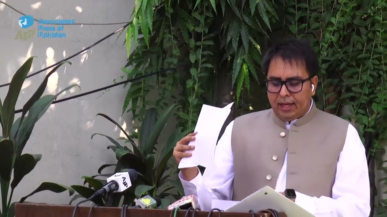 Opposition in a fix, after presentation of a great budget: Shahbaz Gill