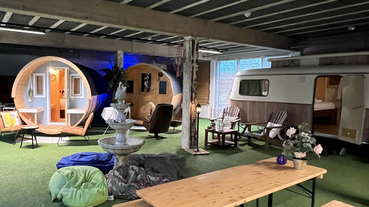 First Time Staying at Outside Inn, an Indoor Camping Community in Amsterdam! An Honest Review!
