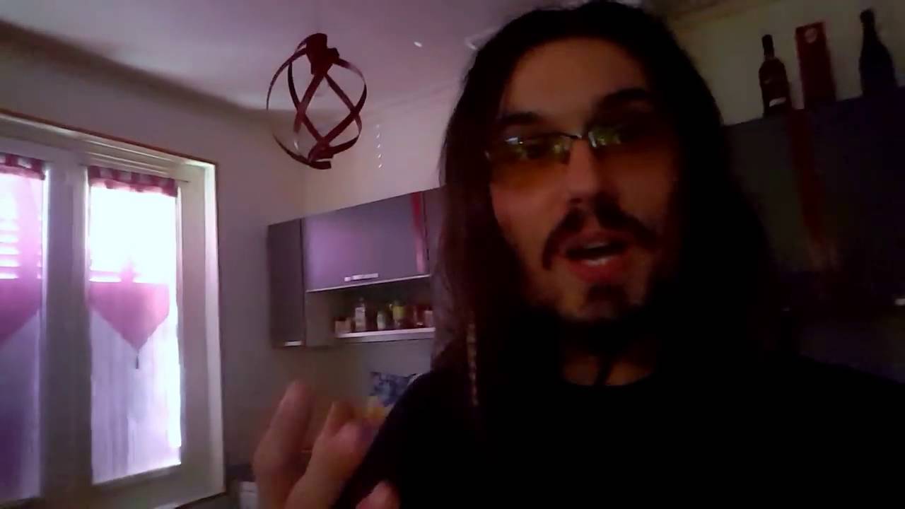 [REUPLOAD] Totoss - Réponse 6 LES PIRES VENDEURS DE JEUX VIDEO