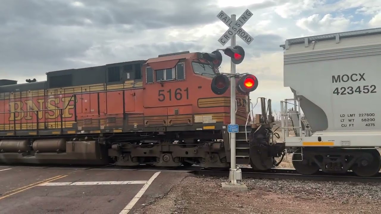 BNSF 6120 North In The Country Outside Of Garretson South Dakota
