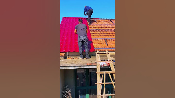 Renovation process of old house roof- Good tools and machinery make work easy
