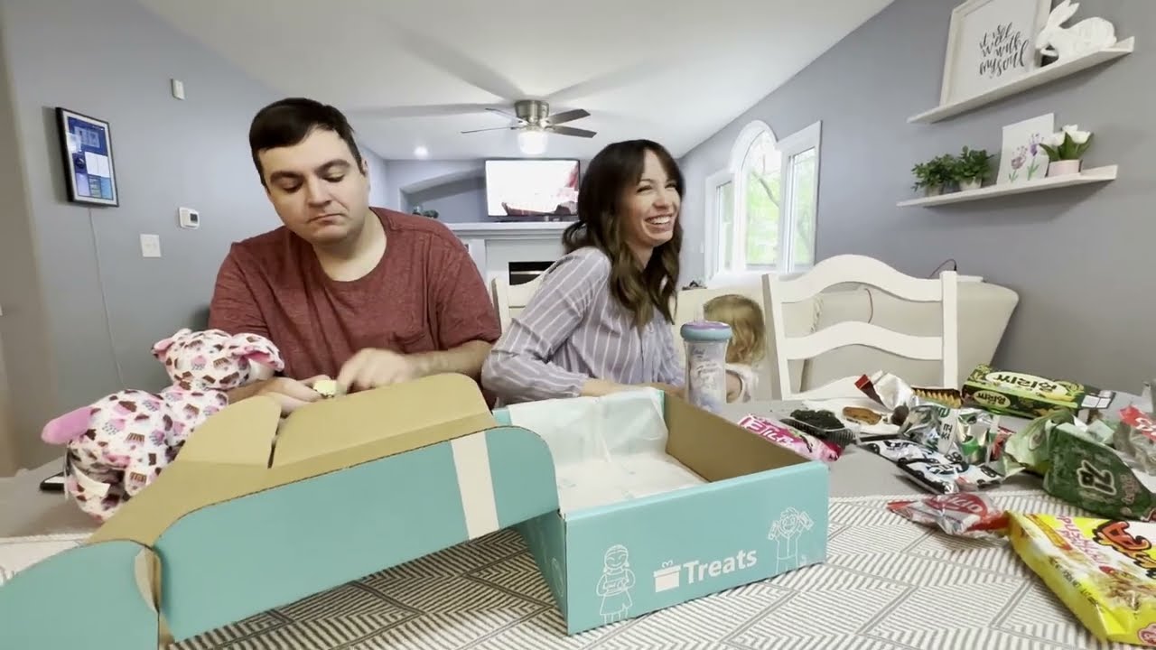 Tasty Treats, Fun & Lots of Laughs | Craig, Stephanie and Livy | Unboxing TryTreats.Com #autism
