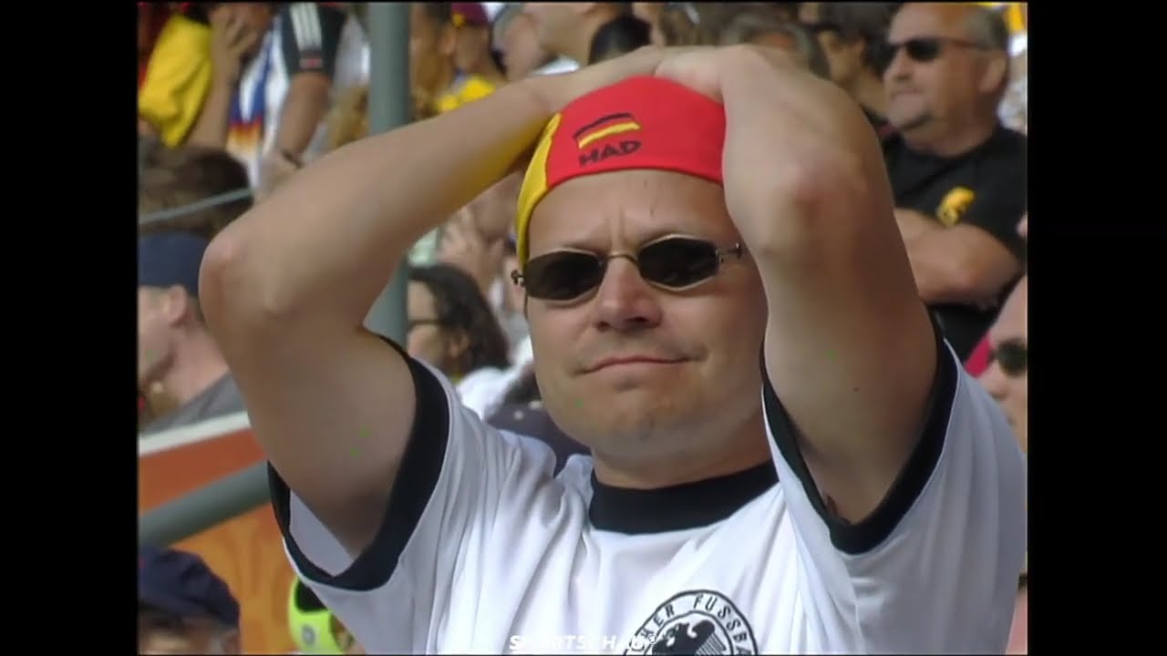 Fußball-Europameisterschaft 2004: Der offizielle Rückblick | Doku