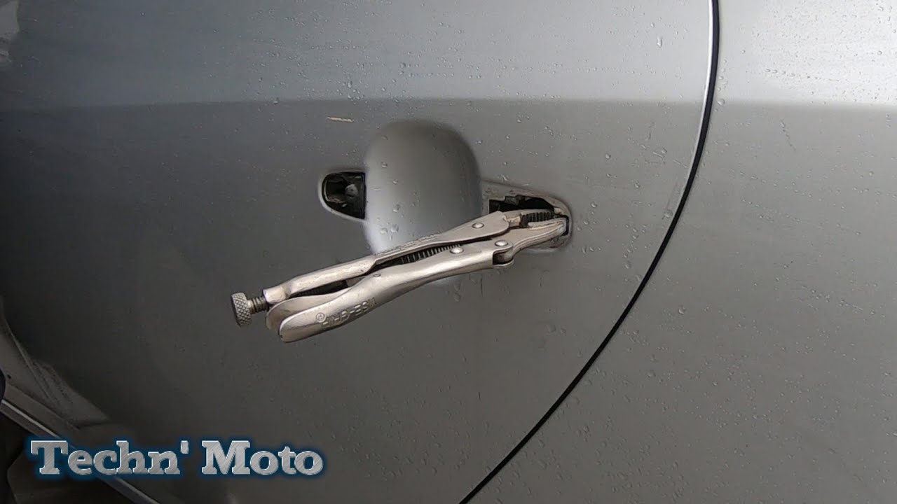 Replacing a Broken Exterior Door Handle on a Hyundai Elantra same