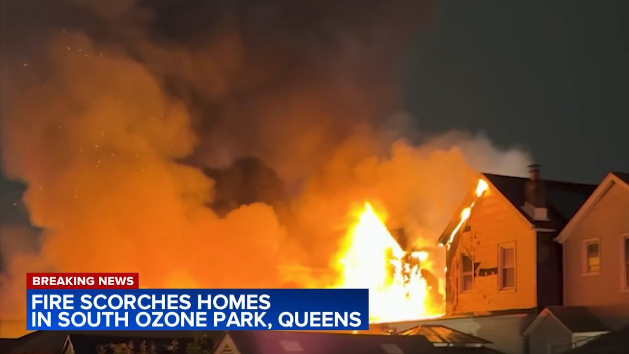 Fire scorches homes in South Ozone Park, Queens