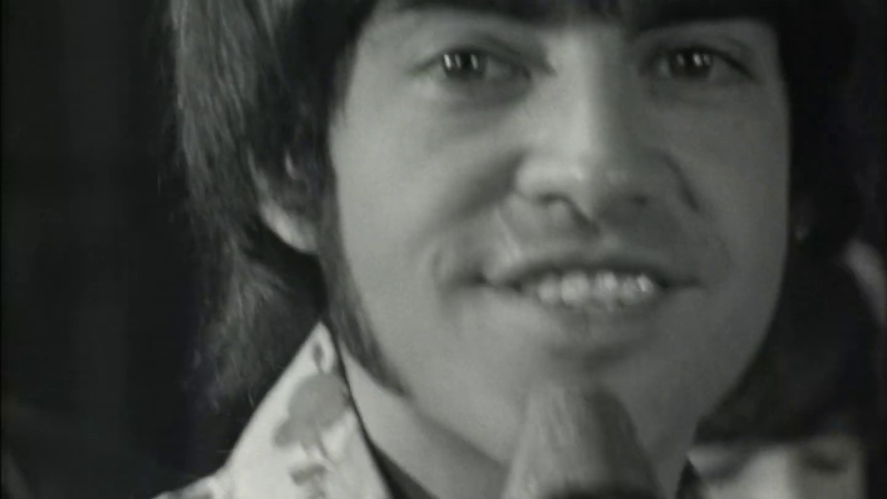 Watch Paul Revere And The Raiders Featuring Mark Lindsay – Let Me / I Don't Know (Upscaled Video) on YouTube Watch Paul Revere And The Raiders Featuring Mark Lindsay – Let Me / I Don't Know (Upscaled Video) on YouTube