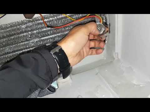 REFRIGERADOR MABE TIRA AGUA POR DENTRO FALLA EN EL SISTEMA DE DESHIELO. . SOLUCIONADO.